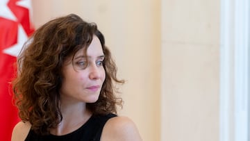 La presidenta de la Comunidad de Madrid, Isabel Díaz Ayuso, durante una reunión, en la Real Casa de Correos, a 5 de septiembre de 2024, en Madrid (España). Los portavoces de Más Madrid (Manuela Bergerot), PSOE (Juan Lobato), Vox (Rocío Monasterio) y PP (Carlos Díaz-Pache) han sido citados en las ya habituales reuniones de septiembre desde que Ayuso llegó a la Presidencia, Estos encuentro buscan conocer de primera mano las propuestas y reflexiones de los distintos grupos políticos para "tratar todo lo que pueda beneficiar a los madrileños ahora y en el futuro". Será una primera toma de contacto previa al Debate del Estado de la Región, que tendrá lugar los días 12 y 13 en la Cámara regional.
05 SEPTIEMBRE 2024
Alberto Ortega / Europa Press
05/09/2024