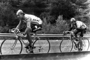 Perico Delgado escribi車 una de sus p芍ginas m芍s brillantes en una jornada de niebla y granizo camino en Navacerrada, en la pen迆ltima etapa de la carrera que acab車 ganando. El segoviano atac車 y, junto a Recio, que hab赤a estado escapado y no dud車 en colaborar para ganar la etapa, desmont車 al l赤der, Robert Millar, quien se dej車 m芍s de seis minutos.