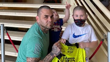 El ex Colo Colo que visitó a la Roja en Paraguay y se llevó dos regalos: "Lo valoro muchísimo"