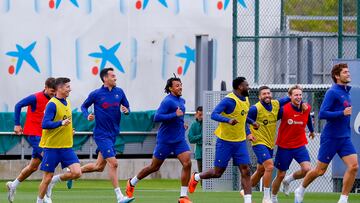 Sergio Busquets en el entrenamiento de ayer en Sant Joan Despí..