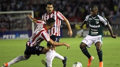 Junior y Deportivo Cali durante un partido por Copa &Aacute;guila.