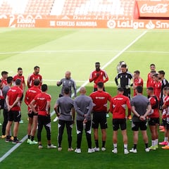 Paco López ya cuenta con todos