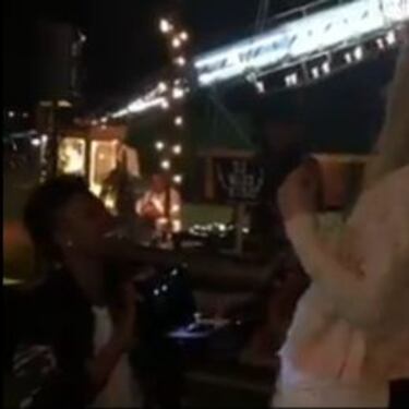 Young en su cumpleaños a Iggy: "¿Quieres casarte conmigo?"