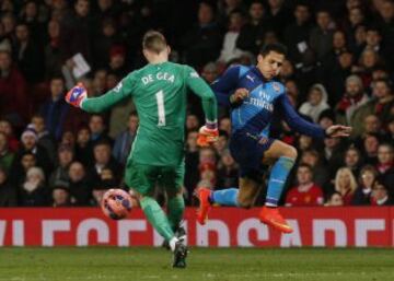 Alexis Sánchez fue una de las buenas figuras del triunfo de Arsenal sobre Manchester United.