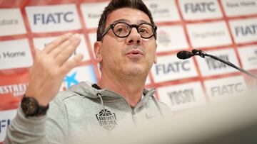 Fotis Katsikaris, en su presentación como nuevo entrenador del Bàsquet Girona.