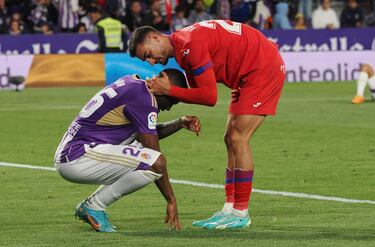 El Real Valladolid no pudo ganar el partido ante el Getafe y vuelve un año después a Segunda División. Segundo descenso en tres años de los blanquivioletas.