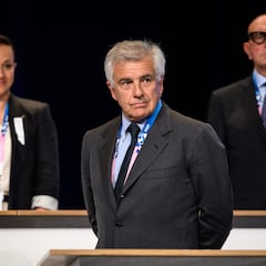 Samaranch opta a suceder a Bach