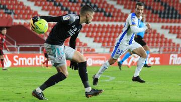 Ra&uacute;l Lizoain seguir&aacute; vistiendo la camiseta del Mirand&eacute;s una temporada m&aacute;s.