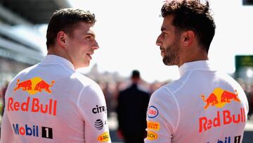 Max Verstappen con Daniel Ricciardo en Rusia.