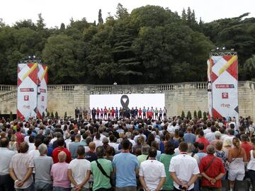 Minuto de silencio en recuerdo de las víctimas de los atentados en Cataluña.