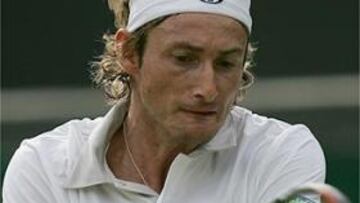 <B>CÓMODO.</B> Ferrero no ha tenido problemas para superar al inglés Delgado.