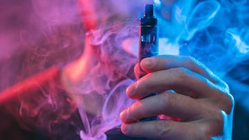 Diputados planean castigar con hasta 8 años de prisión y una multa de más de 200 mil pesos a quienes compren, vendan o almacenen vapeadores.