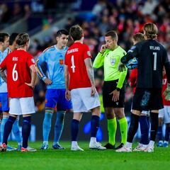 ¿Me explicas ahora el fuera de juego?