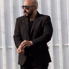 Lupillo Rivera brinda un gran regalo a su mamá, doña Rosa, y hermano, Juan Rivera