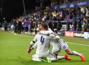 El Real Madrid ganó 3-2 al Sevilla en Trondheim, Noruega. Asensio, Ramos y Carvajal los goleadores del equipo madrileño. James entró al terreno de juego en el minuto 73.