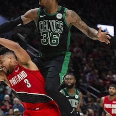 CJ McCollum deja de firmar autógrafos por el coronavirus