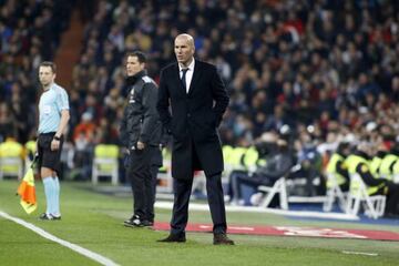 Zinedine Zidane on the sideline against Celta Vigo in the Copa del Rey.