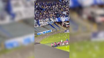 El partido terminó con derrota 2-1 y la salida del técnico David González.