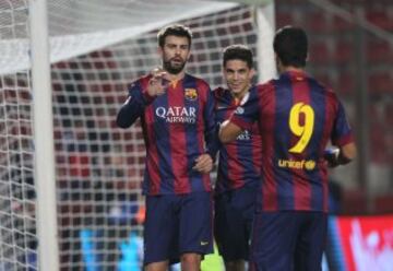 1-0. Piqué celebra el primer tanto con Luis Suárez.