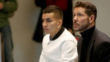 Correa y Simeone, en un acto del Atlético.
