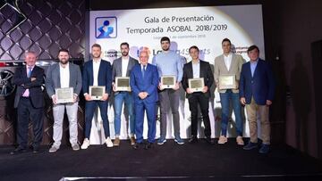 La Supercopa entre el Bar?a y
el Logro?o abre la Asobal