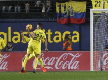 2-2. La mano de Bruno Soriano que el árbitro sancionó con un penalti que Cristiano Ronaldo transformó en el gol del empate.