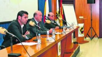 <b>FUERON LIVERPOOL Y FENERBAHÇE</b> La asistencia a la reunión médica en Las Rozas fue masiva. Asistieron los galenos de los clubes de Primera y de aquellos clubes extranjeros que ceden internacionales, como el Liverpool y el Fenerbahçe. El Arsenal no pudo acudir.