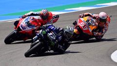 Monster Energy Yamaha&#039; Spanish rider Maverick Vinales (C) rides ahead of Pramac Racing&#039;s Australian rider Jack Miller and Repsol Honda Team&#039;s Spanish rider Marc Marquez during the MotoGP race of the Spanish Grand Prix at the Jerez racetrack in Jerez de la Frontera on July 19, 2020. (Photo by JAVIER SORIANO / AFP)