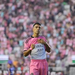 Tom Brady turns out for Inter Miami as Luis Suárez ensures playoff place