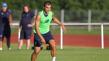 Kostyantyn Vivcharenko.