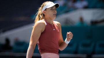 La tenista espa&ntilde;ola Paula Badosa celebra un punto durante su partido ante la kazaja Yulia Putintseva en el WTA 1.000 de Miami.