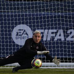 ¡No te lo pierdas! Las mejores atajadas de Keylor en el 2021