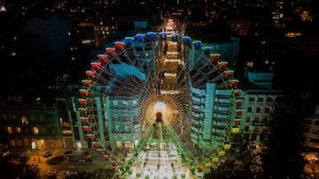 Vista aérea de Vigo con el alumbrado navideño encendido, a 20 de noviembre de 2025, en Vigo, Pontevedra, Galicia (España). Este año, la ciudad brilla con más de 11,5 millones de luces LED repartidas por 420 calles y plazas.
22 NOVIEMBRE 2025;NAVIDAD;ILUMINACIÓN NAVIDEÑA;DRON
Adrián Irago / Europa Press
20/11/2025