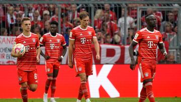 Munich (Germany), 10/09/2022.- Munich players react during the German Bundesliga soccer match between FC Bayern Munich and VfB Stuttgart in Munich, Germany, 10 September 2022. (Alemania) EFE/EPA/RONALD WITTEK CONDITIONS - ATTENTION: The DFL regulations prohibit any use of photographs as image sequences and/or quasi-video.
