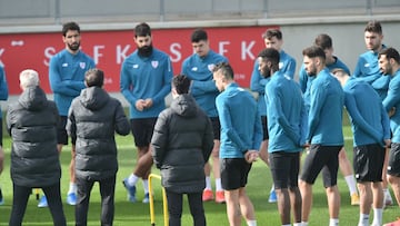 Marcelino con el grupo en Lezama.