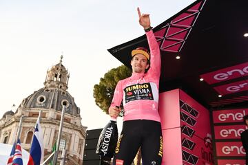 El ciclista esloveno Primoz Roglic ha conquistado su primer Giro de Italia, la cuarta gran vuelta de su palmarés. 