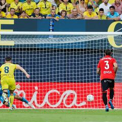 Budimir supera a Torres y Puñal en el lanzamiento de penaltis en Primera: 15