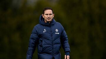 COBHAM, ENGLAND - APRIL 06: Caretaker Manager Frank Lampard of Chelsea during a training session at Chelsea Training Ground on April 6, 2023 in Cobham, England. (Photo by Darren Walsh/Chelsea FC via Getty Images)