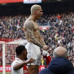 Nuevo United: un 11 irreconocible