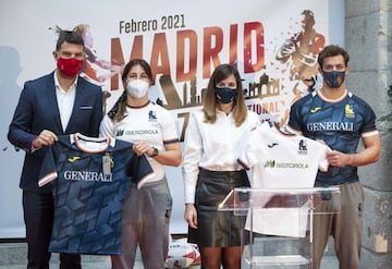 Robert N&uacute;&ntilde;ez (Comunidad de Madrid), Marina Bravo (jugadora9, Sof&iacute;a Miranda (Ayuntamiento de Madrid) y Manu Sainz-Tr&aacute;paga (jugador). 