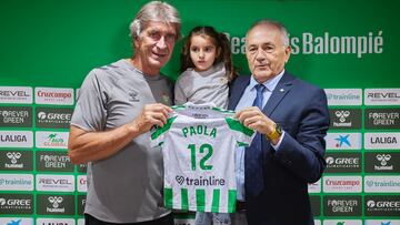 Paola, con Pellegrini y Gordillo.