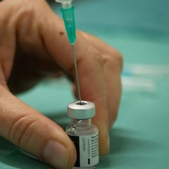 Pfizer, Moderna y pronto AstraZeneca: qué vacuna tocará a cada grupo de población