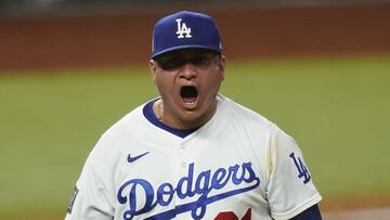 El ganador del partido fue el relevista mexicano Víctor González. El nayarita estuvo en la loma por 1.1 entradas y durante su gestión los Dodgers remontaron.