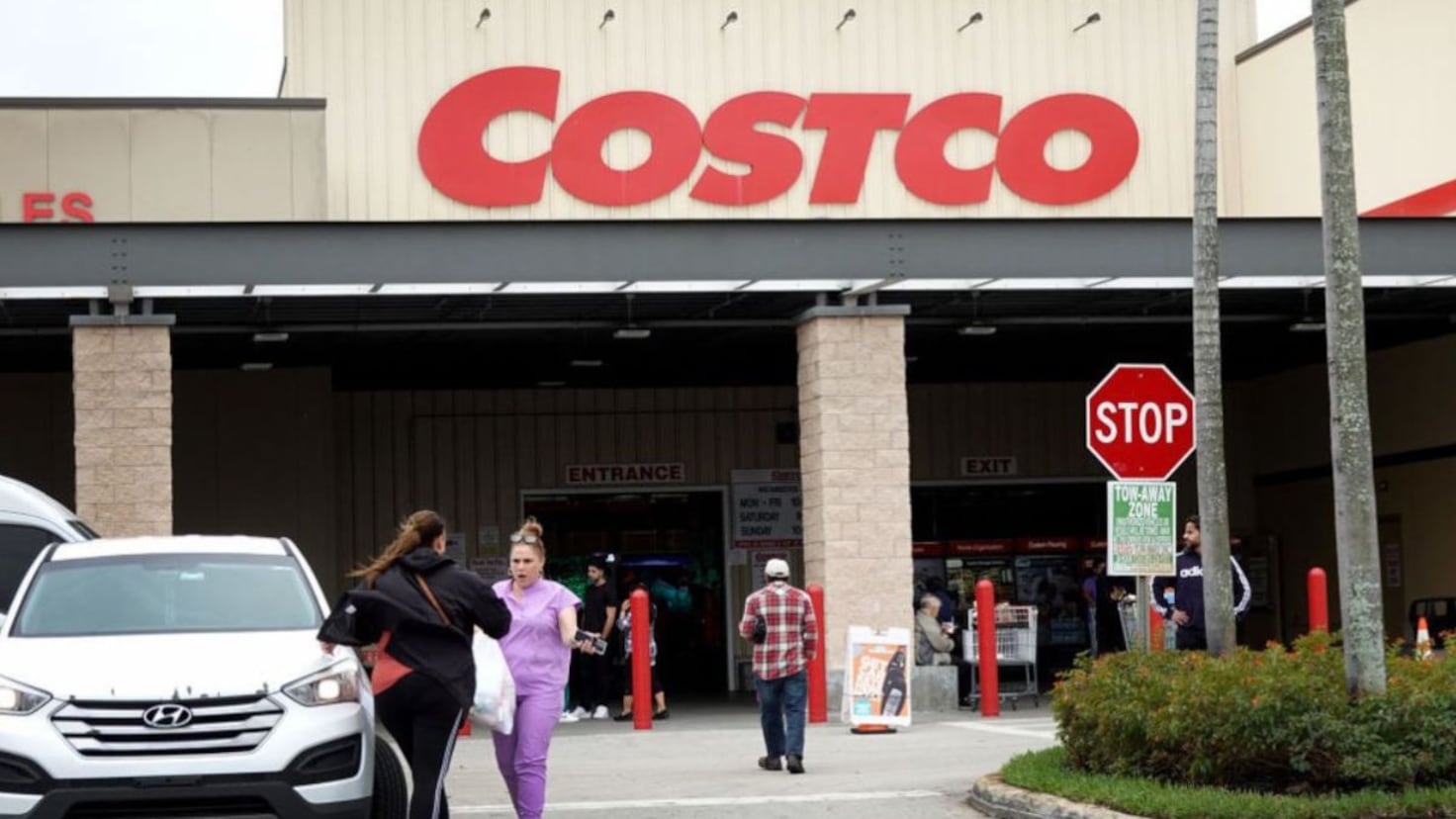 Horarios de las tiendas y supermercados en Nochevieja y Año Nuevo: Costco, Walmart, Target y más