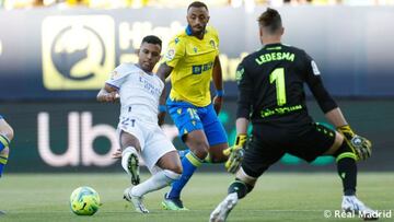 Rodrygo, en el momento de ceder el balón a Mariano para el 0-1.