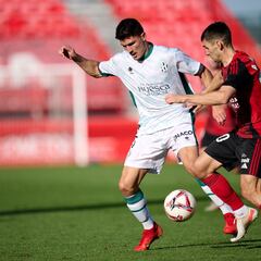 Loureiro, la única buena noticia del Huesca en Anduva