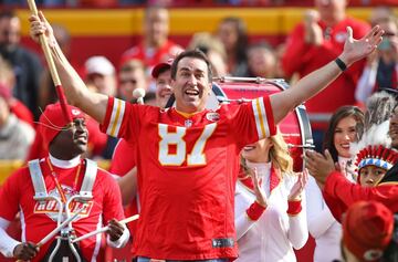 The Kansas City Chiefs have been a top NFL team in recent years, and with success comes admiration: This superstar squad has its share of superstar fans.