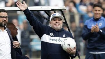 Maradona dejaría de ser el técnico del Lobo