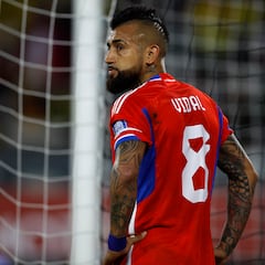 Vidal le responde a Riquelme y le da un duro golpe a Colo Colo