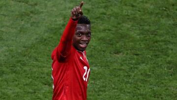 Un Puma ruge en el Anxo Carro